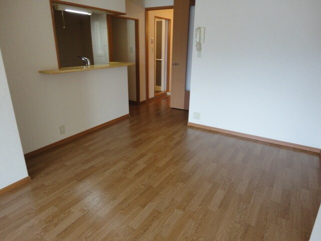 物件内観写真7　(リビング)