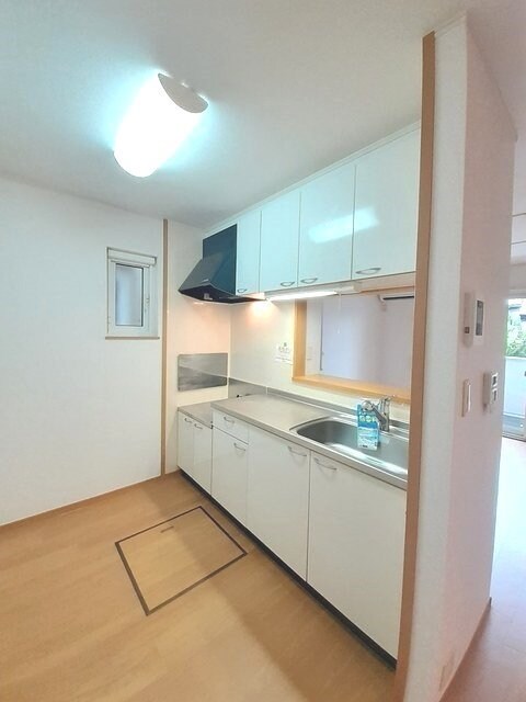 物件内観写真4　(キッチン)