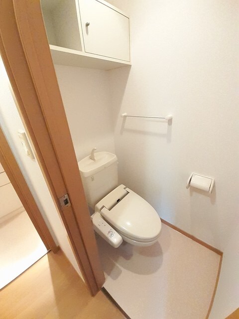 物件内観写真6　(トイレ)