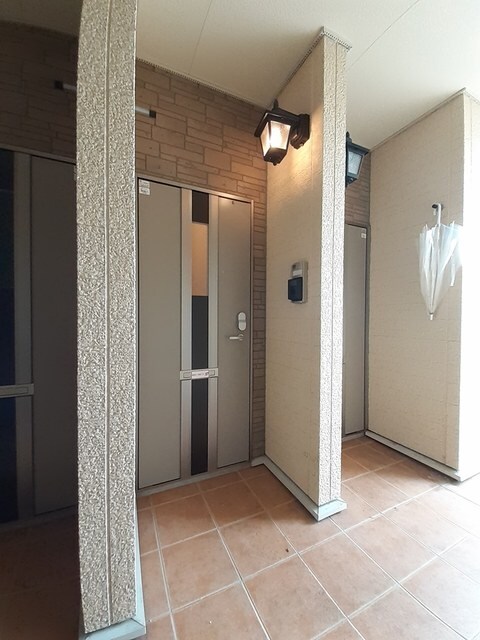 物件外観写真2　(その他共有部分)