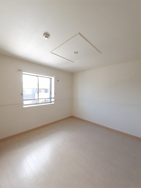 物件内観写真8　(その他部屋・スペース)