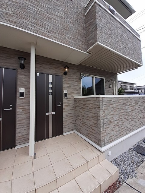 物件外観写真2　(その他共有部分)