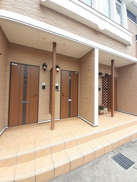 物件外観写真2　(その他共有部分)