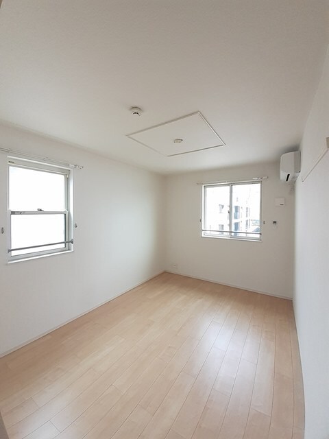 物件内観写真9　(その他部屋・スペース)