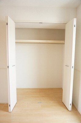物件内観写真13　(収納)