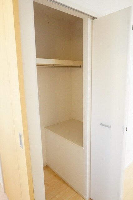 物件内観写真5　(洗面所)