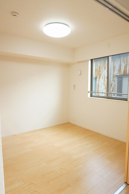 物件内観写真10　(収納)