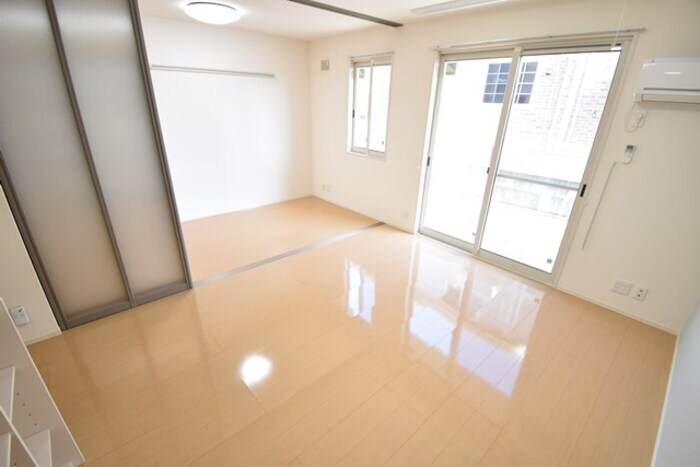 物件内観写真11　(ＬＤＫ１１．４帖～洋室４帖)