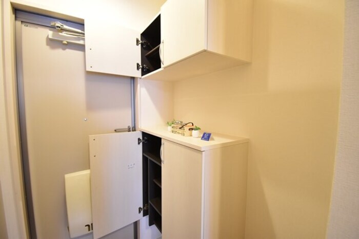 物件内観写真16　(シューズボックス（カウンタータイプ）)