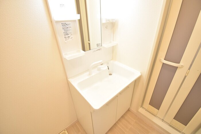 物件内観写真6　(洗髪洗面化粧台)