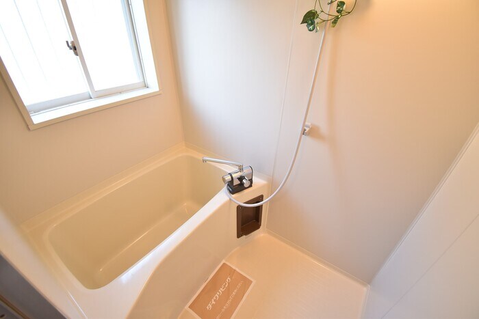 物件内観写真4　(浴室)