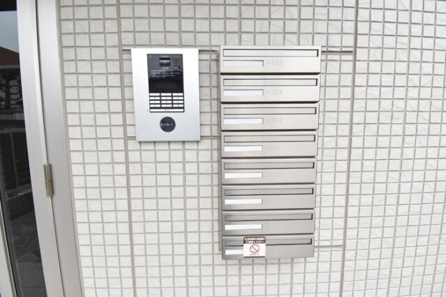 物件内観写真21　(オートロック・郵便ポスト)