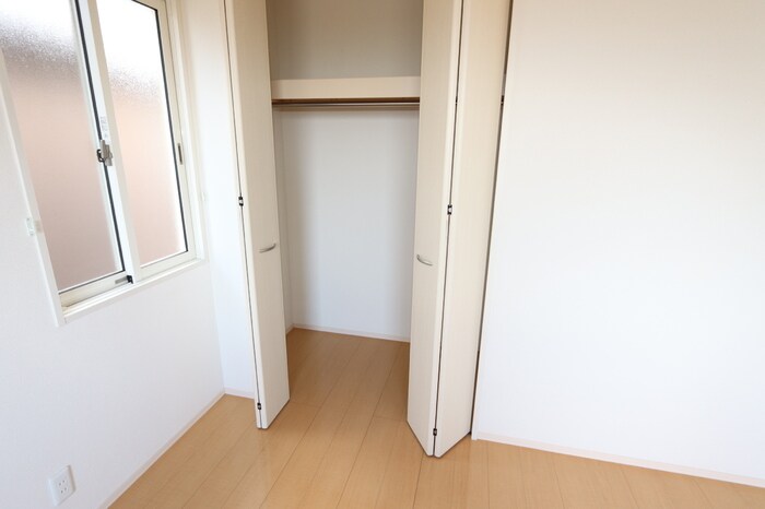 物件内観写真10　(北洋室クローゼット)