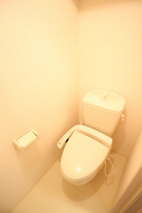 物件内観写真7　(トイレ（温水洗浄暖房便座）)