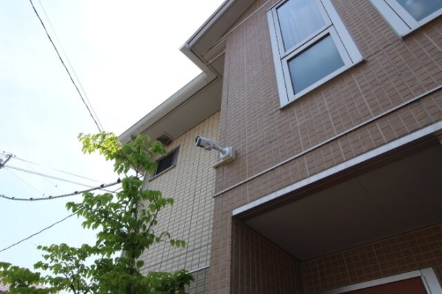 物件内観写真19　(共用部防犯カメラ)