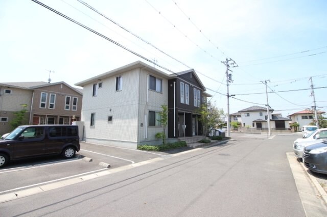 物件内観写真26　(前面道路・入口)