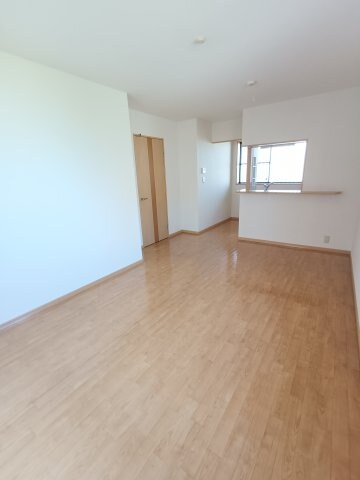 物件内観写真9　(リビング)