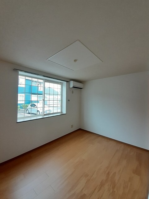 物件内観写真8　(その他部屋・スペース)