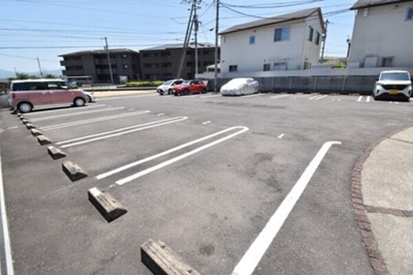 駐車場(駐車場)