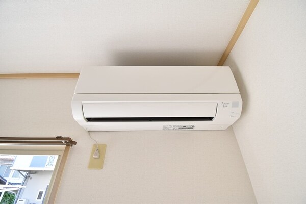 建物設備(エアコン)