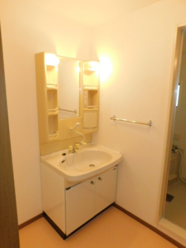 独立洗面台(洗面室)