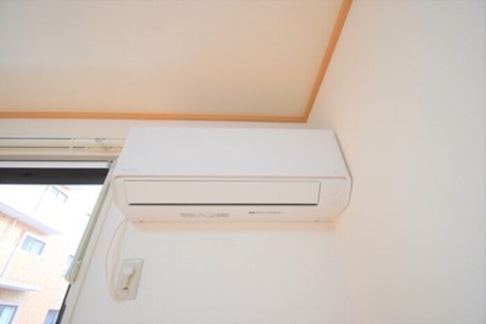物件内観写真27　(備付エアコン（ＬＤＫ）)