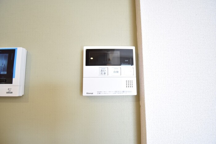 物件内観写真16　(追い焚き給湯)