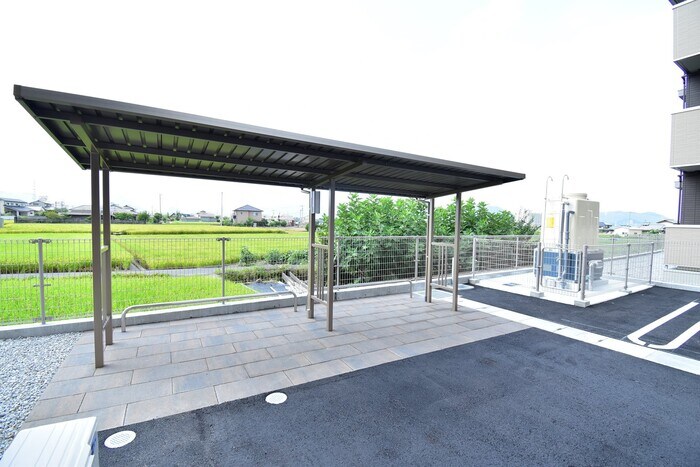 物件内観写真21　(駐輪場)