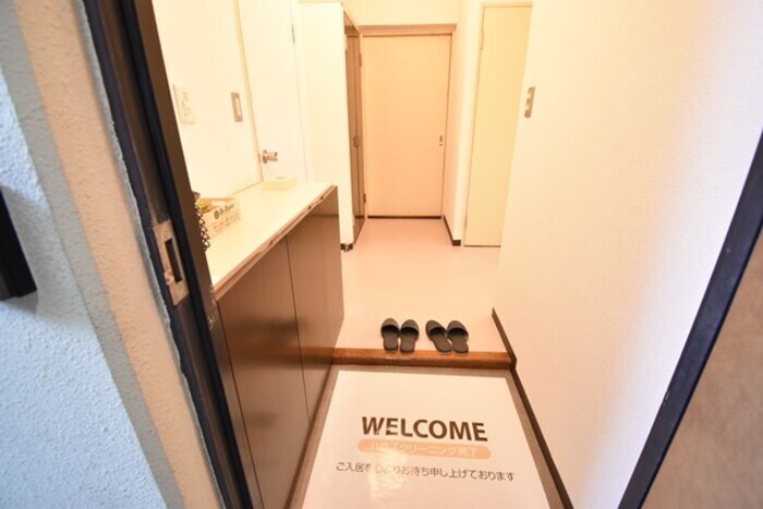 物件内観写真21　(玄関)