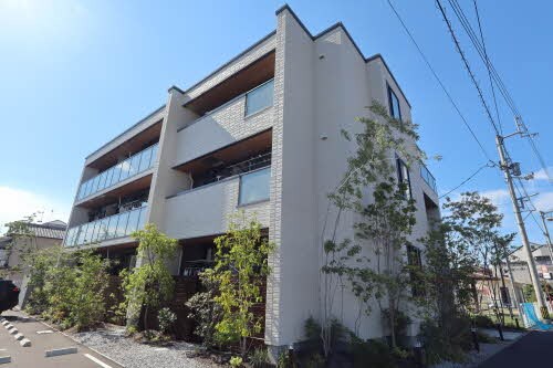 物件外観写真1　(バルビゾン花園 301号-1)