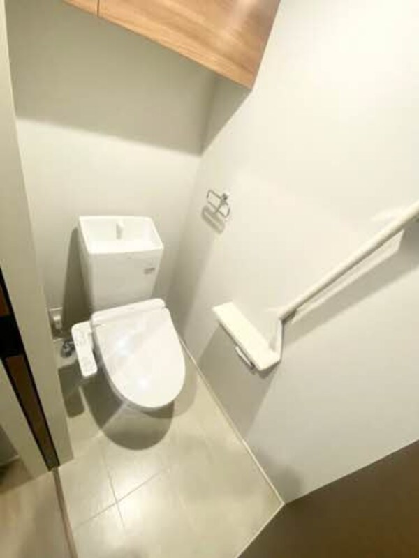 トイレ(バルビゾン花園 301号-7)