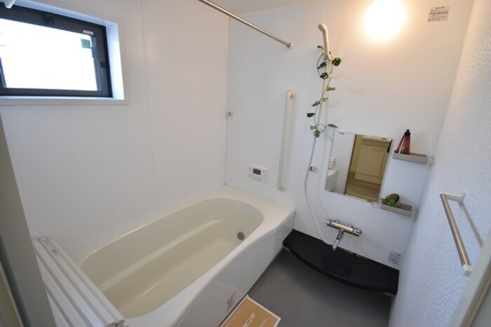 物件内観写真5　(浴室)