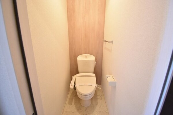 トイレ(温水洗浄暖房便座)