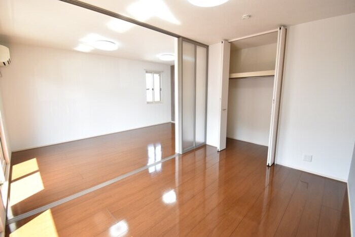 物件内観写真12　(洋室６帖～ＬＤＫ１２帖)