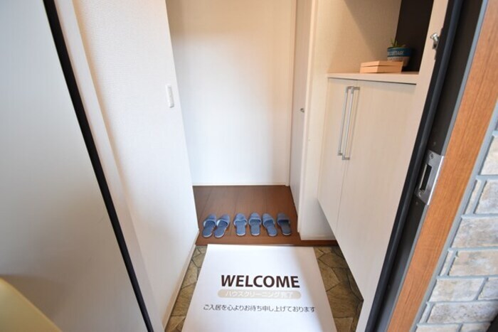 物件内観写真22　(玄関)