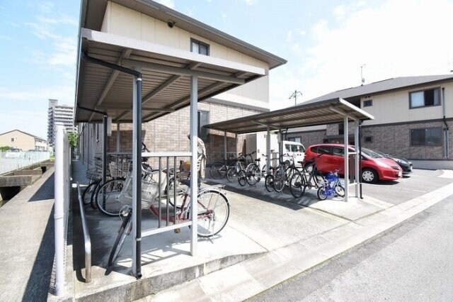 物件内観写真26　(駐輪場)