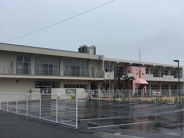 林幼稚園 2.3km