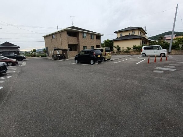 駐車場(駐車場)