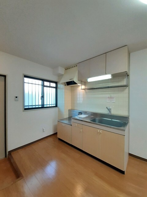 物件内観写真3　(キッチン)