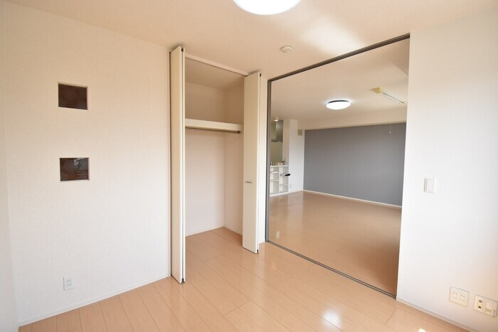 物件内観写真14　(洋室４．５帖)