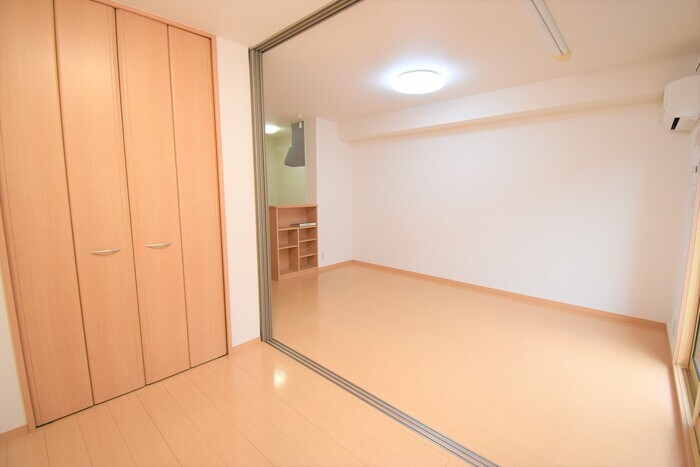 物件内観写真10　(洋室3帖～LDK10．5帖)