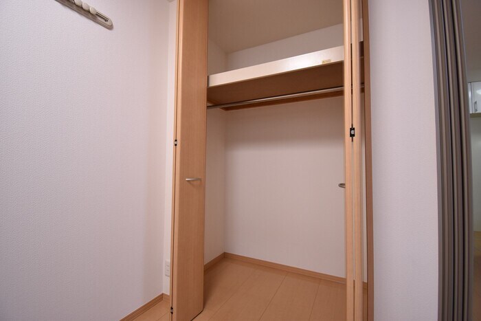 物件内観写真13　(収納)