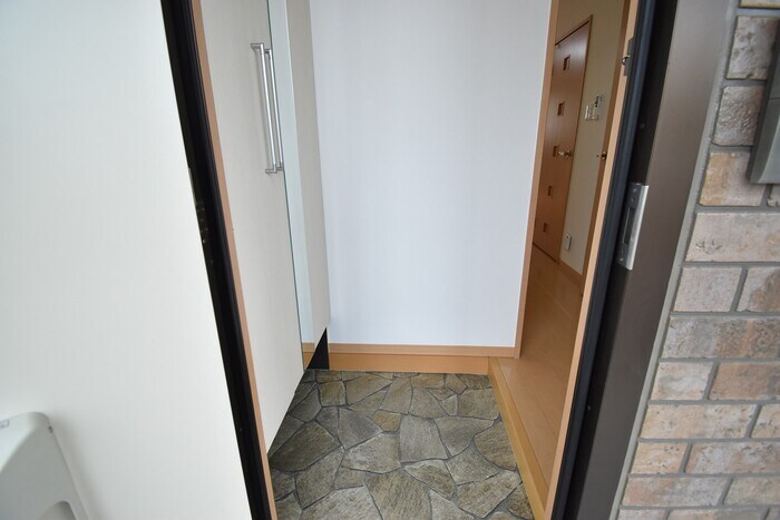 物件内観写真15　(玄関)