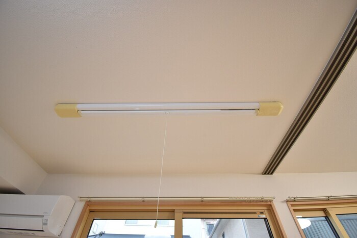 物件内観写真22　(室内物干し)