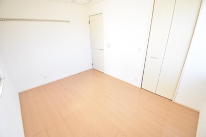 物件内観写真9　(北洋室６帖)