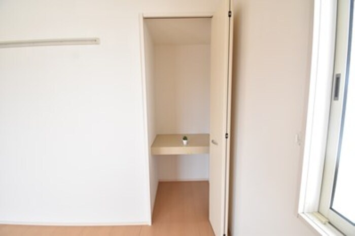 物件内観写真11　(物入（南洋室）)