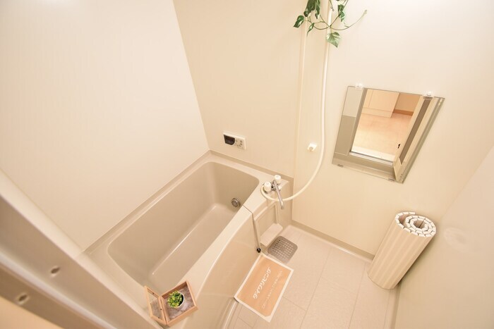 物件内観写真6　(浴室)