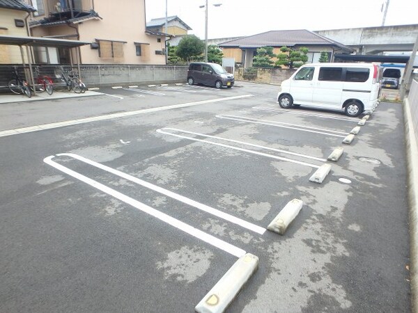 駐車場(駐車場)