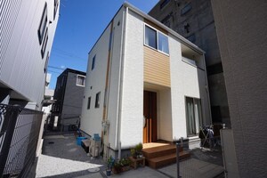 グロービート栗林公園南ＦＳ外観写真