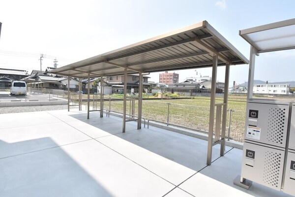 建物設備(駐輪場)
